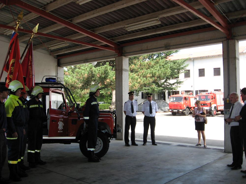 Prevzem vozila Land Rover Defender 130, PGD Sežana, 2007